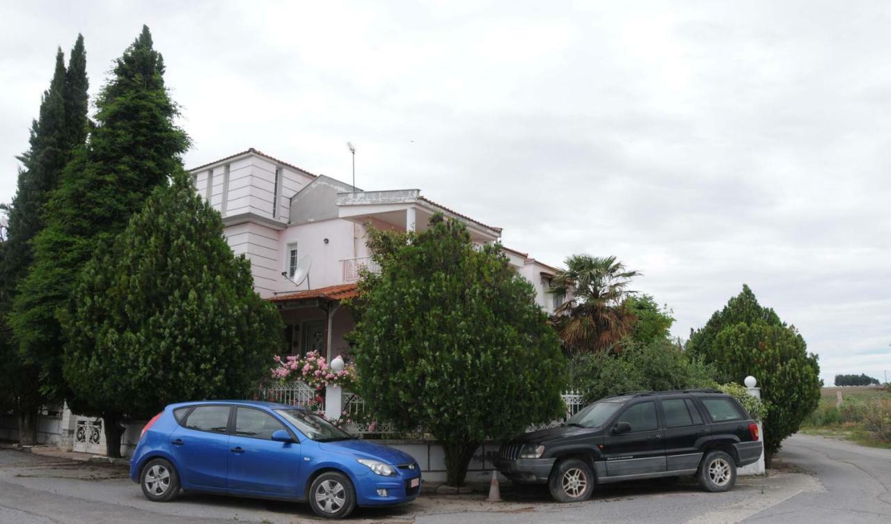 House Of Arts Apartment Pella  ภายนอก รูปภาพ