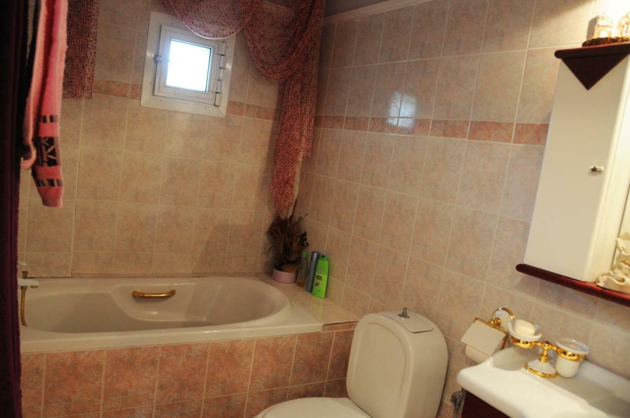 House Of Arts Apartment Pella  ภายนอก รูปภาพ