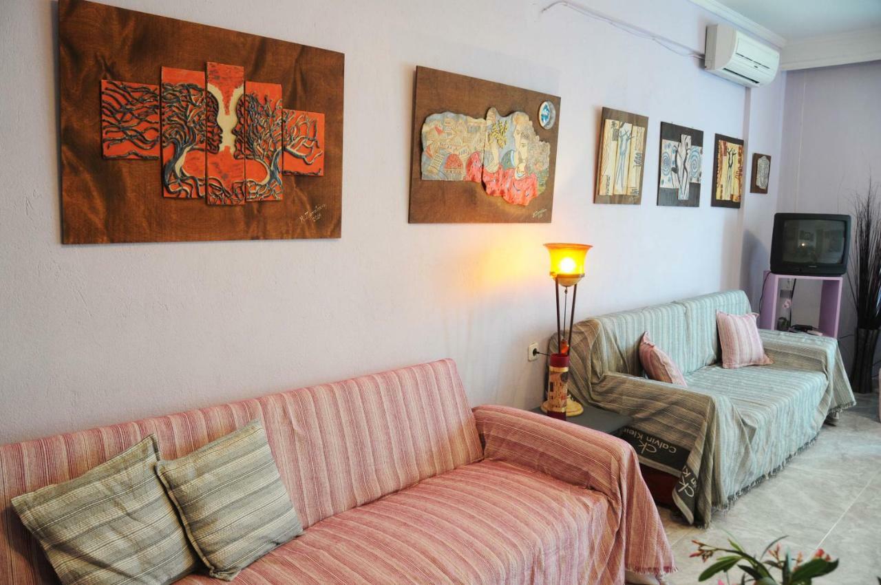 House Of Arts Apartment Pella  ภายนอก รูปภาพ
